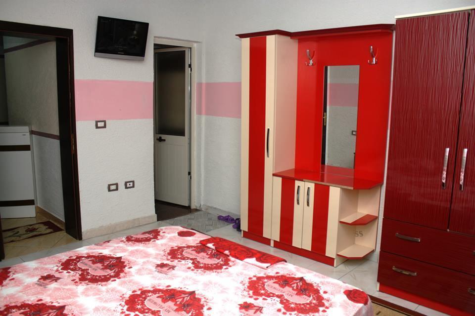 Hotel Buza New Shtoj Oda fotoğraf