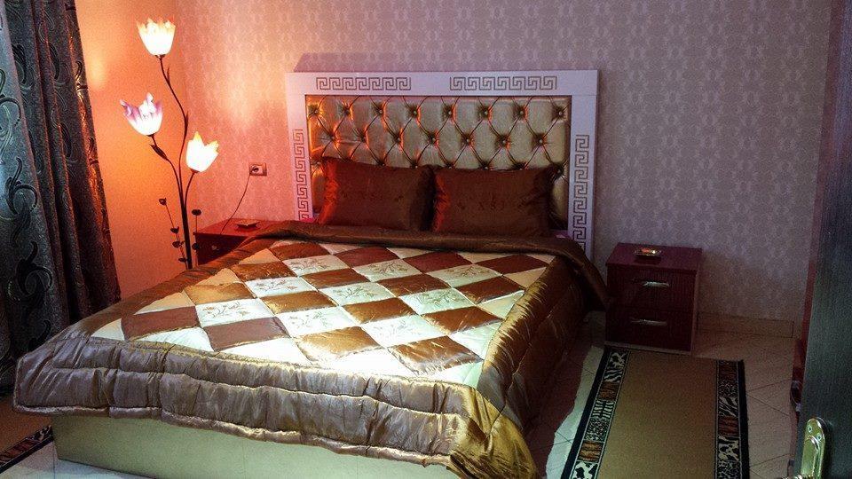 Hotel Buza New Shtoj Dış mekan fotoğraf