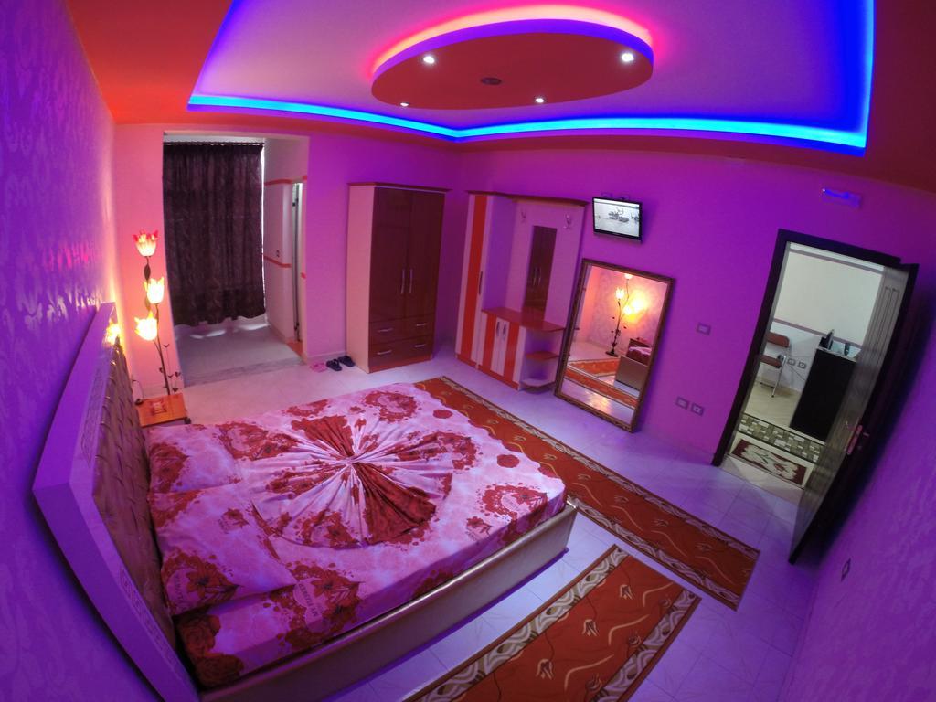 Hotel Buza New Shtoj Dış mekan fotoğraf