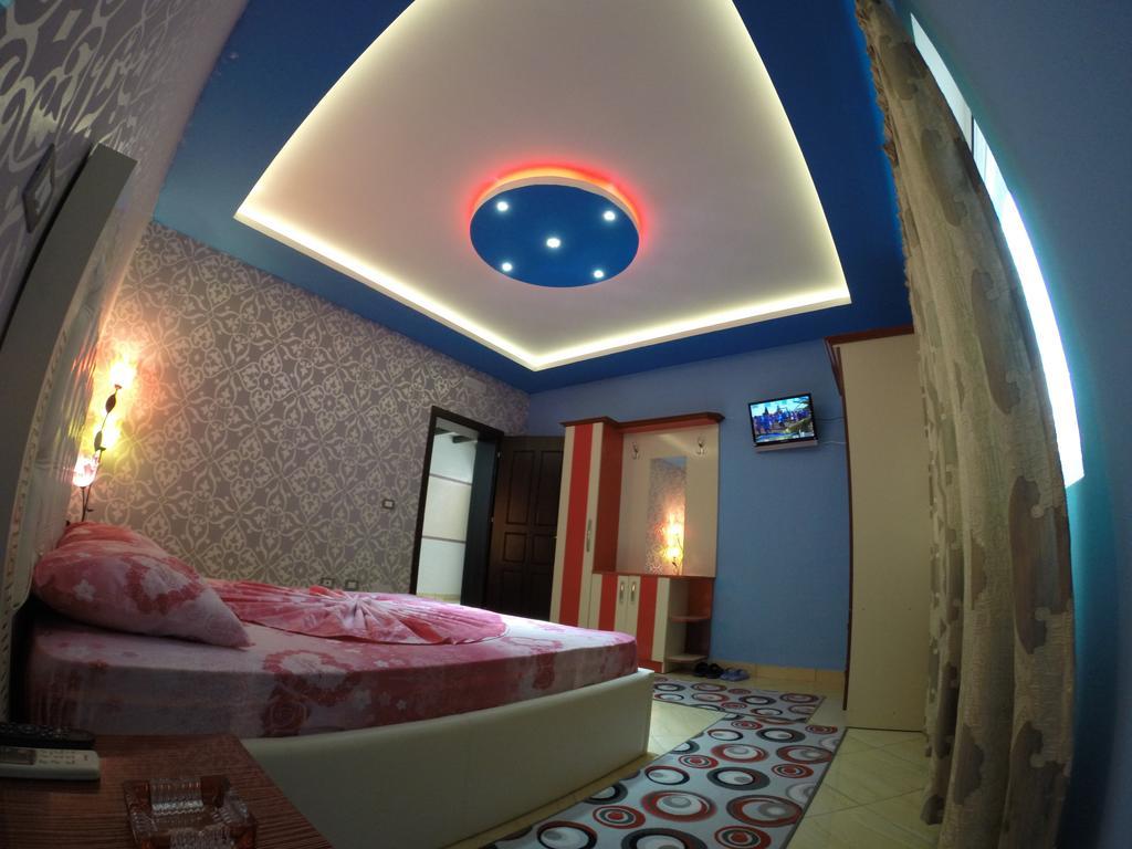 Hotel Buza New Shtoj Oda fotoğraf
