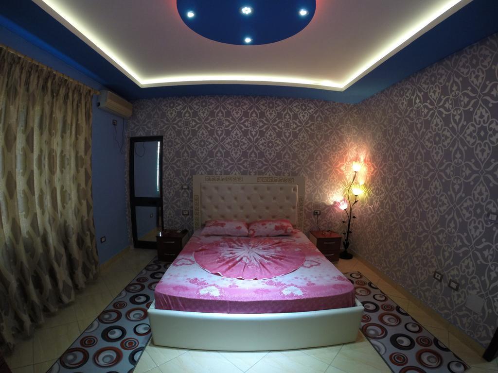 Hotel Buza New Shtoj Oda fotoğraf