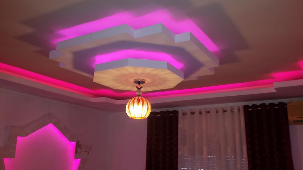 Hotel Buza New Shtoj Dış mekan fotoğraf