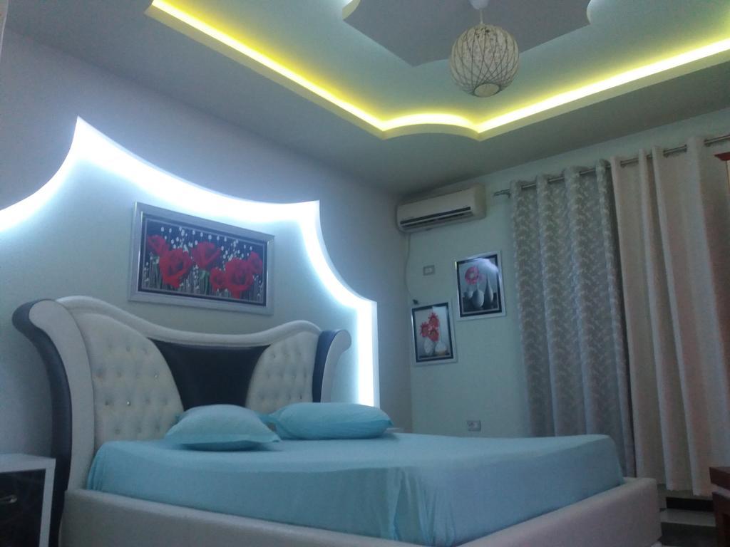 Hotel Buza New Shtoj Dış mekan fotoğraf